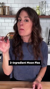 3-ingredient Moon Pie recipe