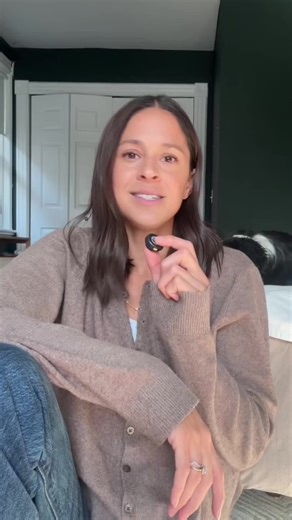 What’s your go-to trick for getting real smiles? Try these 3 hacks—and tell us yours. 👇 Save this for spring break photos. Start your Mixbook when you get home. 💜 #mixbook #momhacks #photographytips