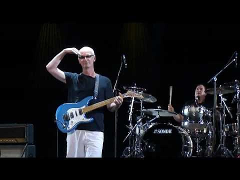 Kim Mitchell--Go For a Soda--Live @ CNE Bandshell-Toronto 2010-09-01