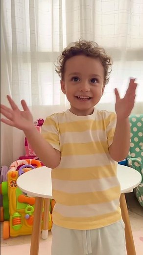Hello Hello! 👋 👋 Can You Clap Your Hands 👏🏻 Super Simple Song #toddlerlearning #supersimple