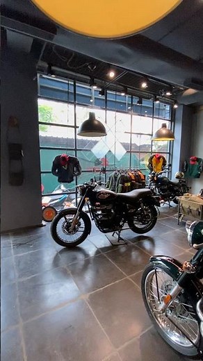 Royal Enfield Bullet – New Look, Features and milleage🔥💯 #bulletlover #royalenfield #bullet350