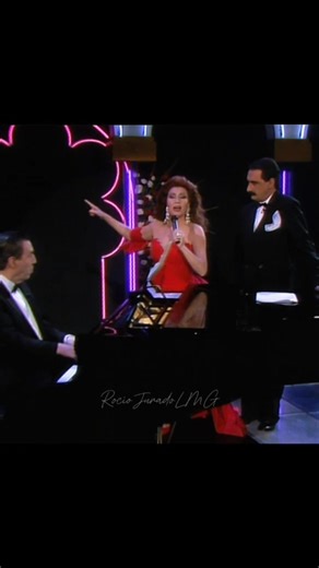 Rocío Jurado - 'Te quiero y quiero' Directo Programa 'Las Coplas' Desde Sanlúcar de Barrameda 1990 . #rociojurado #rociojuradolamasgrande #lamasgrande #lajurado #RocioJuradoLMG #RocioSiempre #rociojuradoinmotal #DIVA #Idol #Singer #Cantante #Song #Canciones #Artista #Universal #Trending #Style #España #spain | Rocío Jurado La más grande
