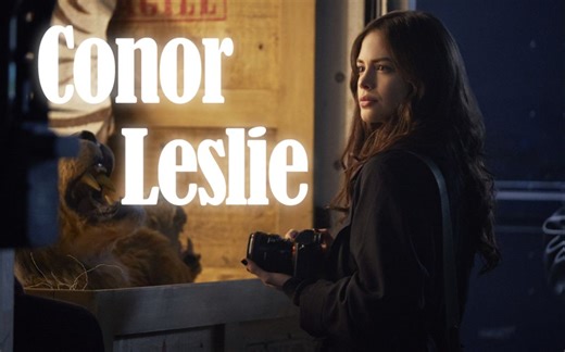 “比肩半神的亚马逊战士被编剧强行下线📷…”—Conor Leslie Instagram【泰坦】