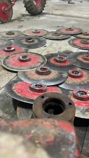 Ohhhh nooo #zima2024 #poljoprivreda #agriculture #imt5170 #imt #rogonja #imttractor#imtclassictractors #zmaj