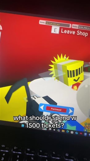 Gifted Festive or puppy? #beesmas #beeswarmsimulator #robloxfyp #fyp #bss