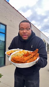 Cornbread Soul Food bowls in Charlotte, NC - I was invited out to check out these new Cornbread bowls and they were great. You can customize these bowls with a meat and 3 sides and the base will be cornbread. They also have banana pudding and lemonades to finish your meal off. I definitely recommend putting your order in online so you don’t have a long wait when visiting and I’d consider this place takeout primarily so plan accordingly. The are open Weds - Sun. They will be busy so please be pat