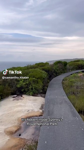 Explore the Breathtaking Wedding Cake Rock Trail in Sydney