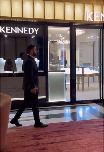 Elevate Your Style with Saviosuits' Men’s Outfits