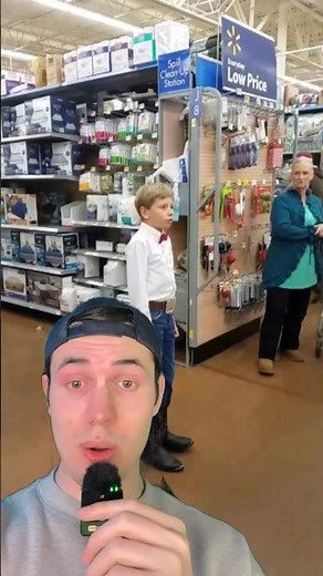 The Walmart Yodeling Kid Is Going Viral Again… (Mason Ramsey)