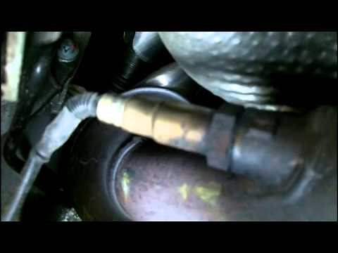 Replace Rear Oxygen Sensor OBDII err P0141. Mercedes W203 C180k 2003