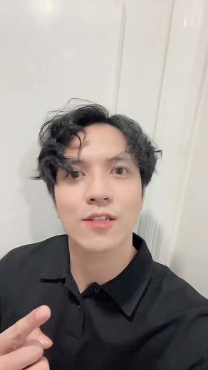 Engaging Indoor Video Presentation Techniques