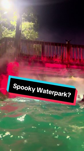 Aqua Glow at Aquatica is a Completely Different way to enjoy the water park at night. My favorite part is the overlay Roa’s Rapids gets. Makes me wish there was a Howl O Swim here @AquaticaOrlando #aquatica #aquaticaorlando #waterpark #lazyriver #walruscarp #waterslide #waterparks #waterparkfun #aquaglow #waterpark