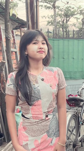 Tutorial AI Idol Dance Clone Expression Copy! 🔥 This viral video is created by Kling AI Video 3.0. Now you can try this trending model for free on Kling AI. Just copy the video link, open Kling AI, paste it in, and generate the same dance video with only one tap. ✨ #သိကြားမင်းကြီးဆင်းလာပြီ #thankb4youdo #KLingCreators #KlingAI #xuhong ai dance effect filter tutorial ai swing dance effects trend dance video effects ideas 2026 chaba dancing videos style zwiya deeper song edit ai dance effect filt