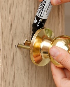 6.6M views · 4.3K reactions | Quick Lock Installation | DeMilked | Facebook