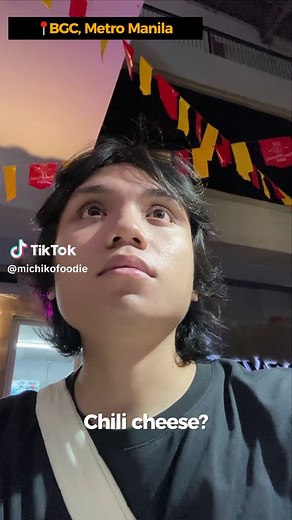 Exploring Famous Hotdogs in BGC, Metro Manila - Street Food Adventure