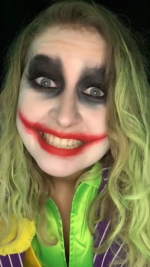 Let’s put a smile on that face🃏 #fyp #joker #jokercosplay #acting #it #makeup