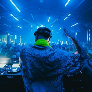 1001Tracklists ⋅ The World's Leading DJ Tracklist/Playlist Database