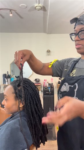 1K views · 83 reactions | Starting off November……✂️✂️✂️ #transformation #pixiecut #pixie #shorthair #shorthaircut #explorepage | MsGlamDoll | Facebook