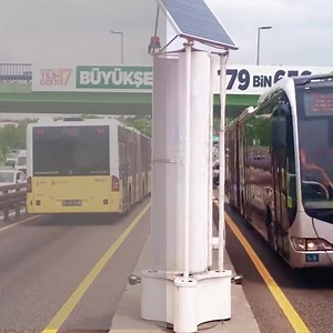 These pylons are wind turbines that can be used to harness the turbulence from passing vehicles to harvest power! Is this the best method of harvesting energy? #FOSFutureLab #gw_Randox | Goodwood Festival of Speed