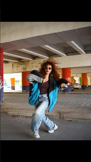 choreography for beginners with Eresa #beginnerdance #basicmoves #hiphopdance #dansçı