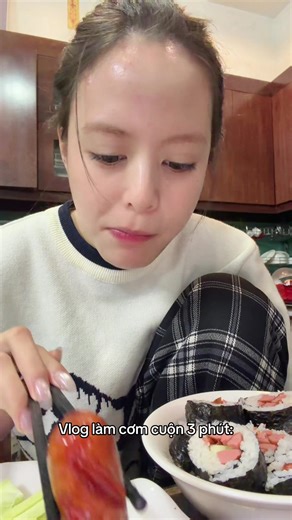 Video của Acc phụ Uyên Trang🌷 (@nutxink208) về vlog