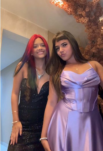 Alencarzão: Dancinhas e Vestidos Coloridos no TikTok
