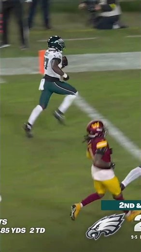 ran all the way down the sideline to celebrate 💚