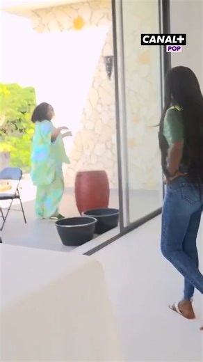 Allons acheter une machine, la manucure coûte trop chère pour ça…🤣 ➡️ QUI VEUT ÉPOUSER MON FILS ? Tous les samedis à 20H30 GMT Sur CANAL POP #QVEMFAF | CANAL Afrique