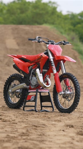 45K views · 769 reactions | We've come out swinging with this little rocket!  Our all-new MC 85 is the latest super-fun 2-stroke in the GASGAS line-up, and it's RED-hot! ️ #GASGAS #GetOnTheGas #Motocross #2Stroke | GASGAS | Facebook