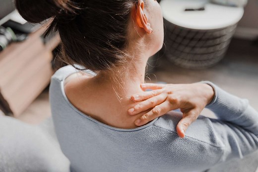 Can Shoulder Pain Be a Symptom of Breast Cancer?