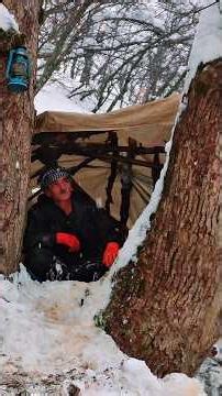 SNOW CAMPING _ Building a survival shelter in deep snow _ Secrets of Survival _ Winter Solo CAMPING.