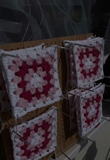 Sperrmüll is when you can place large household items like furniture, mattresses, or broken appliances outside for the city to collect. #livingingermany #sperrmüll #zimbabwean#germany