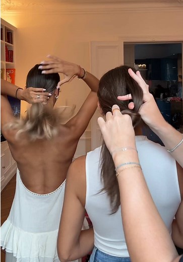 Comment attacher les cheveux sans élastique facile et joli
