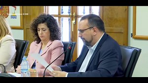 11 reactions | El PP incrementa la recaudación de los impuestos en Benalmádena casi un 40%. VOX está encontra de aprobar unos presupuestos expansivos de más gasto, más recaudación y menos eficiencia. Desde VOX proponemos una reducción de impuestos. Menos IBI, menos Plusvalía, menos tasas a los comercios. #voxBenalmádeba | benalmadena | Facebook