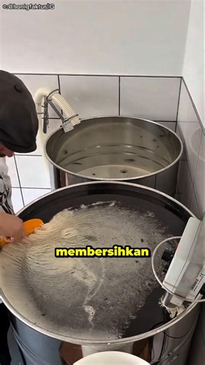 Cara Ini Bikin Busa Madu Hilang Seketika