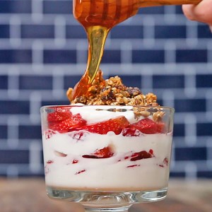 You can make your own lavender-infused honey! 😮 FULL RECIPE: https://tasty.co/recipe/lavender-infused-honey | Goodful