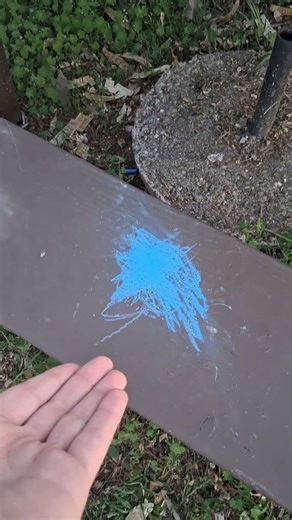 bro read the sign😭✌️