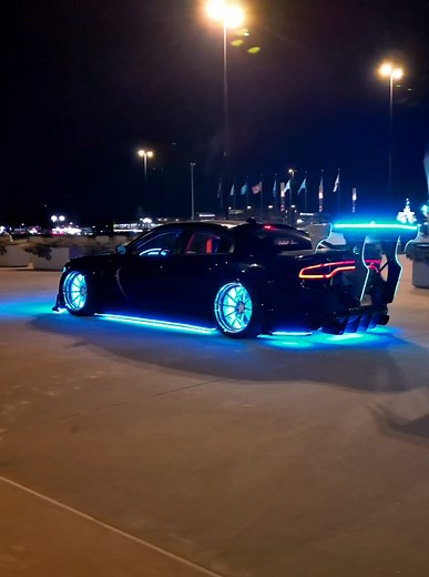 Custom Builds for Dodge Challenger Hellcat Enthusiasts