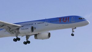 4.7K views · 107 reactions | PLANESPOTTING Arrivals and Departures at Manchester Airport - Show Repeat This is a show repeat from Feb 2019. Become one of our amazing VIPs and help us continue to do what we do, and keep the streams free for all, pledge a monthly amount of your choice on Patreon https://www.patreon.com/airliners_live​ | Airliners Live | Facebook