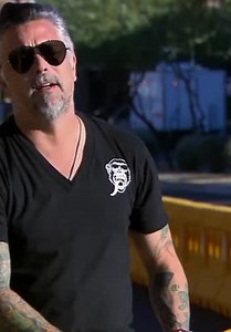 Fast N' Loud S14:E06 - Trouble in the Galaxie