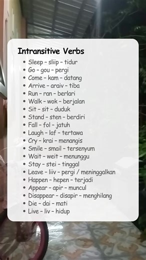 Melatih kalimat dengan kata kerja intransitive verb membuat otak terpola dengan kalimat yang tidak butuh objek. Semoga bermanfaat #bahasainggris | Empire English Page
