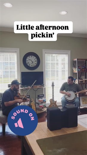That’s the thing about jams at Papaw Odell’s, you never know when they will happen, only that it’s going to be a good time. Tune: In the Gravel Yard. #pickin #jam #clevelandtn #musicstore #bluegrass #guitar #mandolin #banjo #bass #music #acoustic | Papaw Odell’s