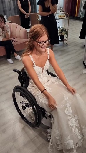 Our True Bride Brianna's big day will forever hold a special place in our hearts! 🥹✨ Were you a True Bride? Drop a 🖤 down below! #truesociety #bridalboutique #realbridalmoments #truebridemoments #2025brides