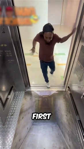 No floor in the elevator prank 😱