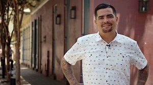 Masterchef, Chopped's Aarón Sánchez on Food, Family, Philanthropy