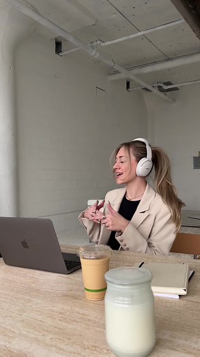 Office Day ASMR Experience: Relaxing Workspace Sounds