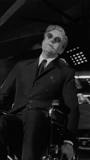 GENTLEMEN, YOU CAN'T FIGHT IN HERE! THIS IS THE WAR ROOM • Dr STRANGELOVE • PETER SELLERS