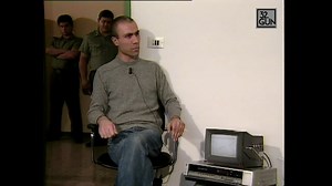 Mehmet Ali Birand'ın sunduğu ekran klasiği 32. Gün programının 1985'ten bugüne video arşivi. Türkiye'den ve dünyadan tarihi olaylara tanıklıklar. Dünya liderleriyle, sanatçı ve sporcularla çok özel röportajlar. Cumhuriyet tarihinin en kritik dönemlerine ışık tutan belgeseller. Youtube: https://www.youtube.com/c/32GünArşivi Instagram: https://www.instagram.com/32gunarsivi/ Shopier: https://shopier.com/32gun #32Gün #MehmetAliBirand | 32. Gün Arşivi