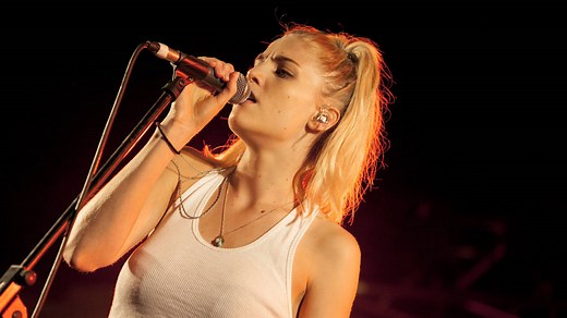 Hannah Reid facts: London Grammar singer's age, partner, children and career explained