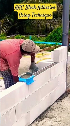 AAC Block Adhesive using technique #aacblock #brickwork #aac #adhesivefillingmachines #construction
